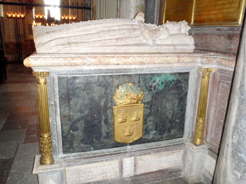 Queen's Tomb.